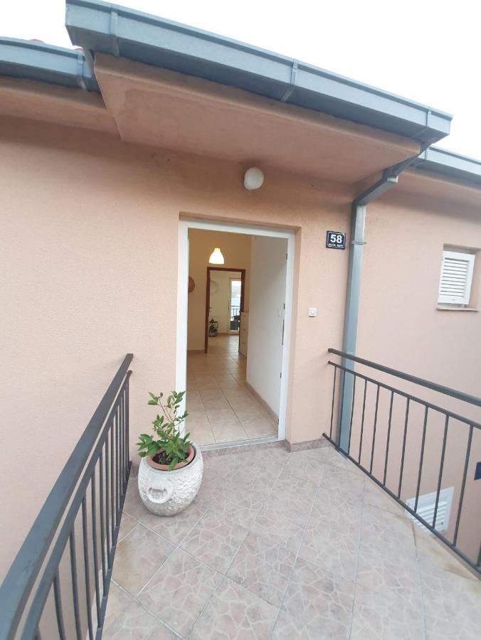 Apartment Zadoda Omiš Εξωτερικό φωτογραφία